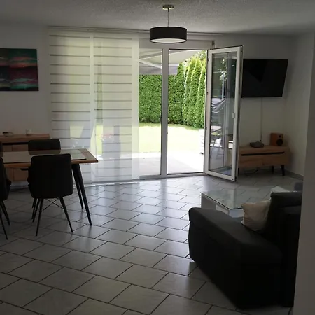 Mit Gemuetlicher Terrasse Im Nordschwarzwald Апартаменты *